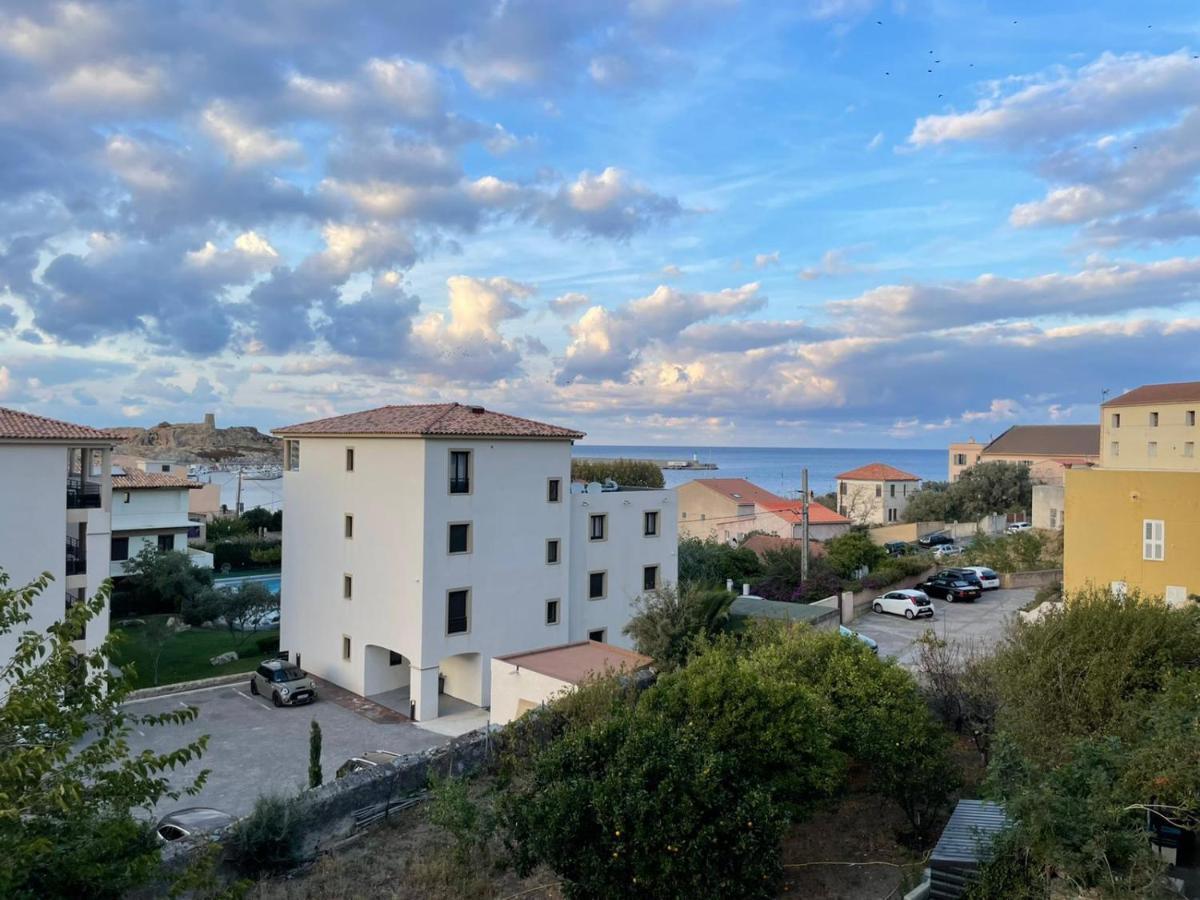 Appartement T4 Tres Bien Situe Et Climatise LʼÎle-Rousse 외부 사진