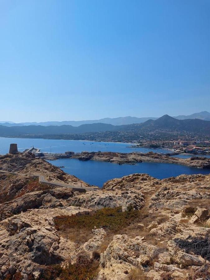 Appartement T4 Tres Bien Situe Et Climatise LʼÎle-Rousse 외부 사진